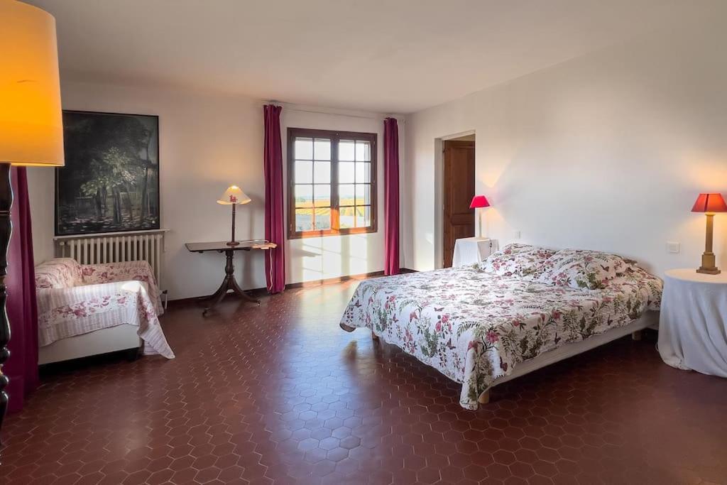 Mas De Charme En Pleine Camargue Βίλα Saint-Gilles  Εξωτερικό φωτογραφία