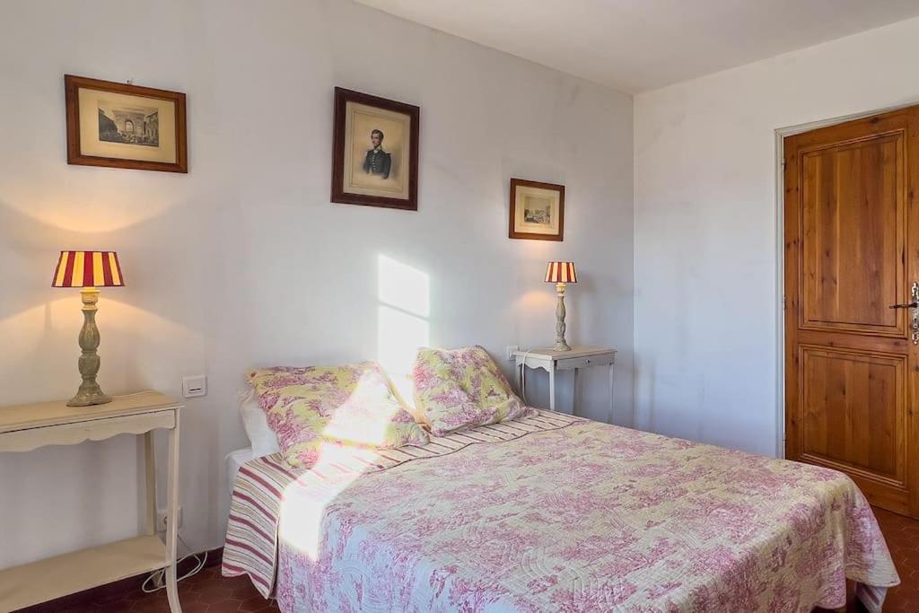 Mas De Charme En Pleine Camargue Βίλα Saint-Gilles  Εξωτερικό φωτογραφία